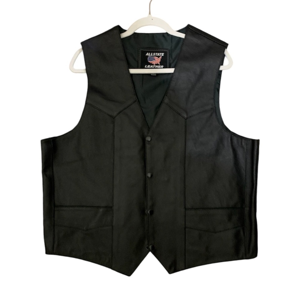 Men’s black leather vest